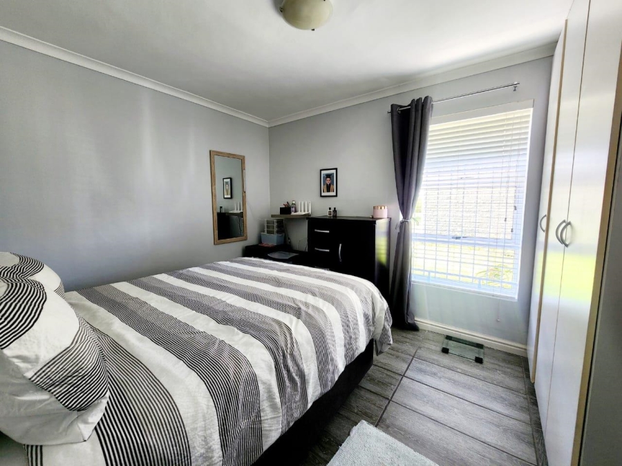 To Let 2 Bedroom Property for Rent in Durmonte Western Cape